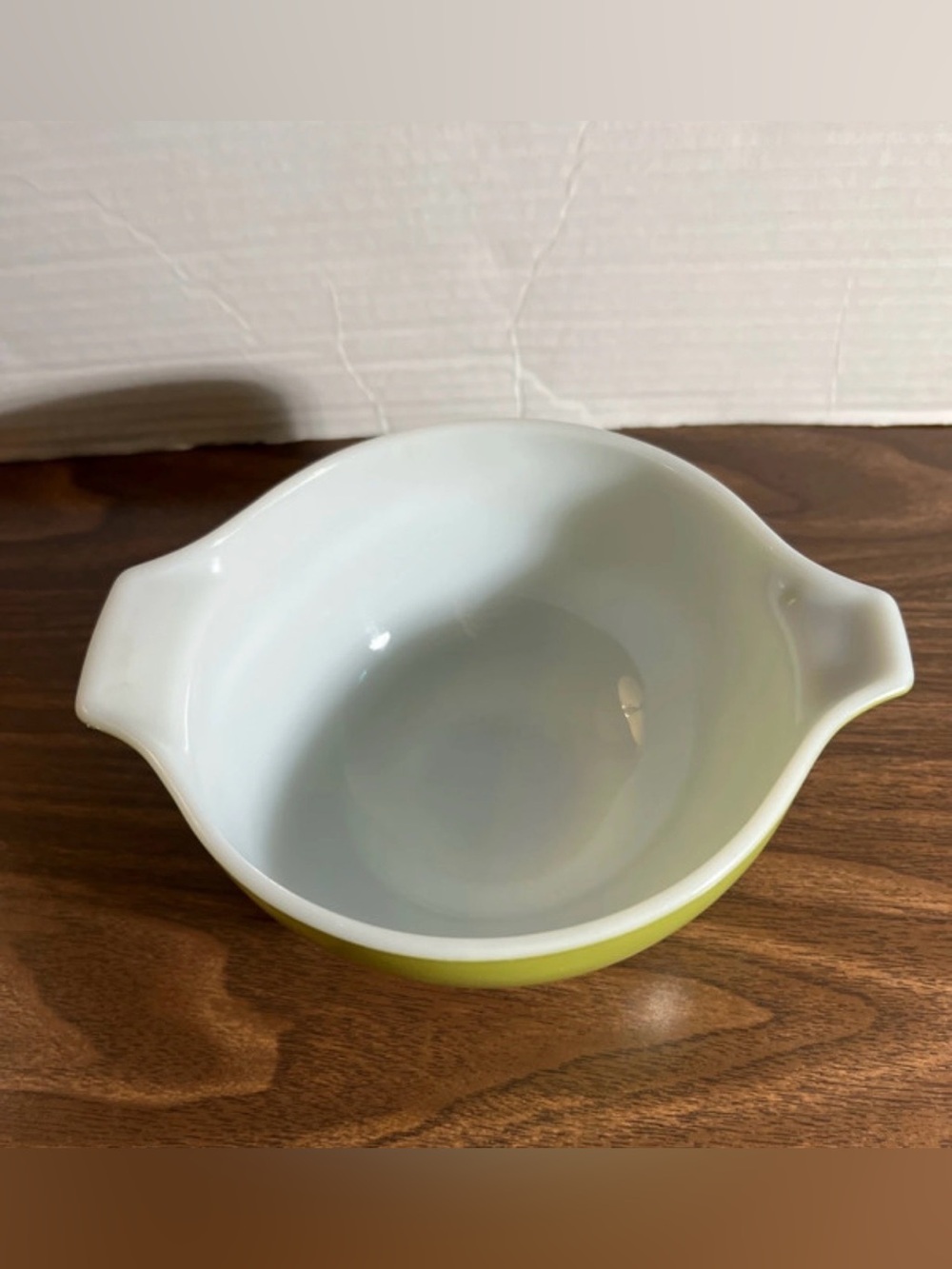 Vintage Pyrex Avocado Green Cinderella mixing bowl - Picture 2 of 4